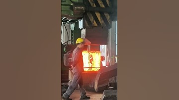 10-ton Hydraulic Open Die Forging Hammer in a workshop forging#forging #forginghammer