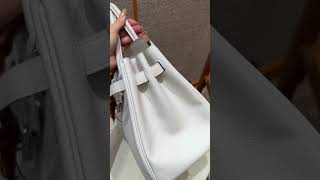 Style：BirkinColour：M4/Gris paleSize：30*22*16cmLeather：epsom From FranceHardware：silver