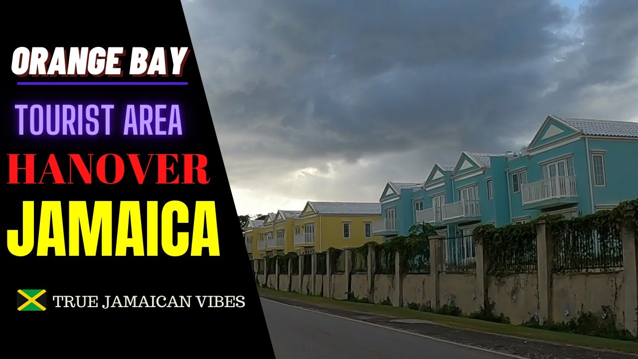 ORANGE BAY IS A SMALL BAY IN HANOVER PARISH , TO THE NORTH OF THE