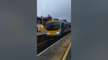 [sry abt the shakiness] class 185 passing Garforth with a loud tone