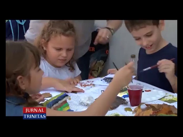 Atelier de creaţie, la Dunărea de Jos