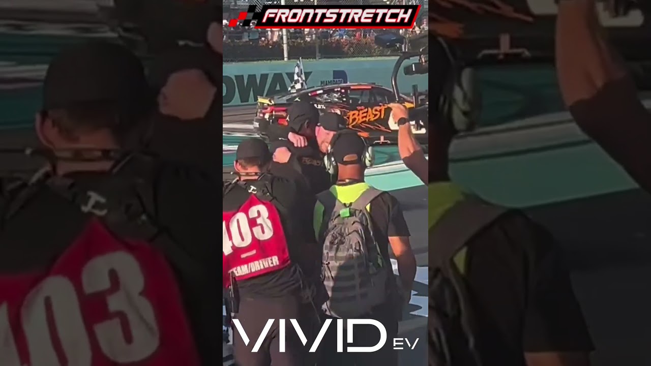 Michael Jordan Hugs Tyler Reddick in Victory Lane After Thrilling Last Lap #nascar #tylerreddick
