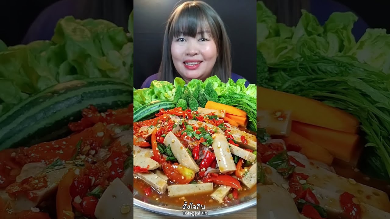 ตำเส้นเล็กหมูยอ กินกับมะระขี้นกกรอบๆผักสดกรอบๆอร่อยมาก @ตั้งใจกิน