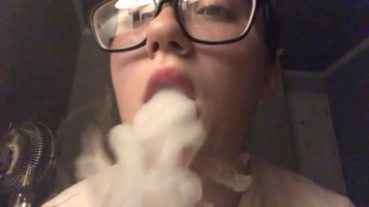 ASMR TEETH TAPPING AND VAPING // vape, mouth sounds, whisper