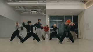 8Turn 에잇턴 - Bruise불씨 Chorus Dance Mirror
