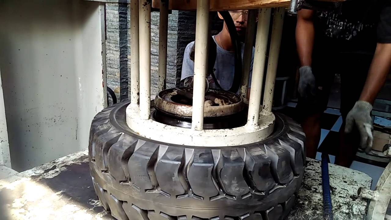 Press Solid Tire - Bracket Ring - YouTube