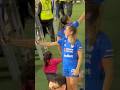 Cheli Torres a pesar de no tener minutos en la ida, fue muy amable con la afición cruzazulina