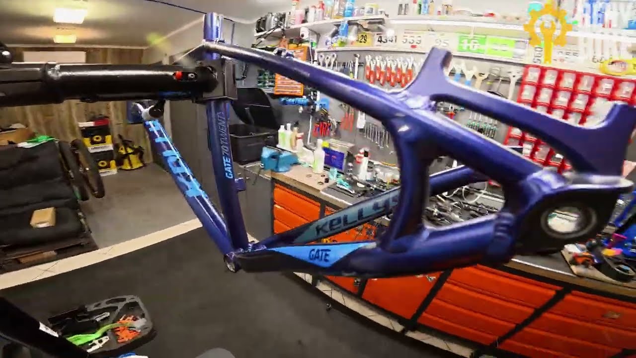 Kellys gate 70 początek