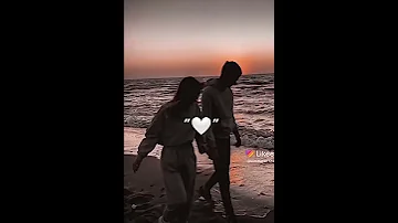 ولمــآ بـــسمع صـــوتــك بحـــس كــل الــدنيآ عــم تضـحكـلي اميري 