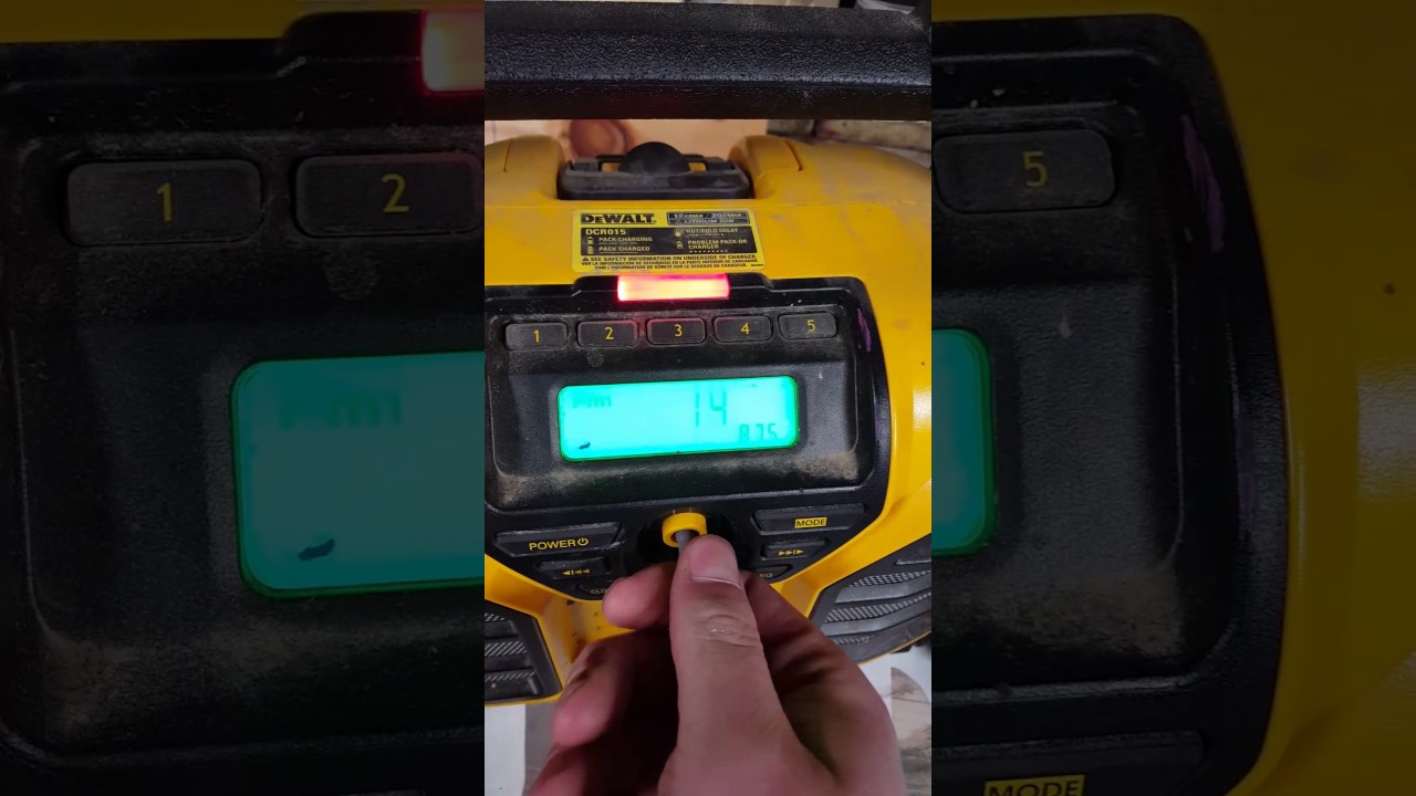 Dewalt Radio Dcr025 Reset Button