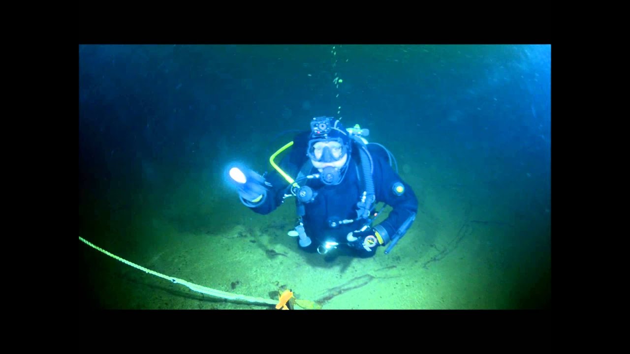 Peter diving at 27 meters depth in the Sea of Bothnia - YouTube