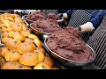 제빵 명인입니다! 100% 국내산 팥 끓여 만드는 생크림 단팥빵 만들기 sweet red bean bread with whipped cream - korean street food