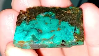 Bahan Bacan Doko Serat Kura Majiko Yang Asli Bisa TouchScreen.. Senter Tembus.. 32x20x7 mm.. 10 gram..