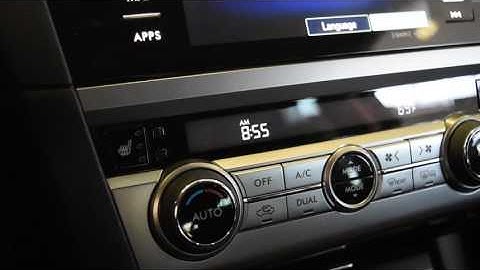 How-To Set Your Clock | 2017 Subaru Video