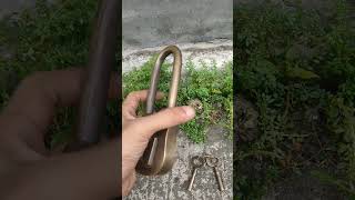 Brass padlock gembok kunci pintu rumah kuningan batavia WA001