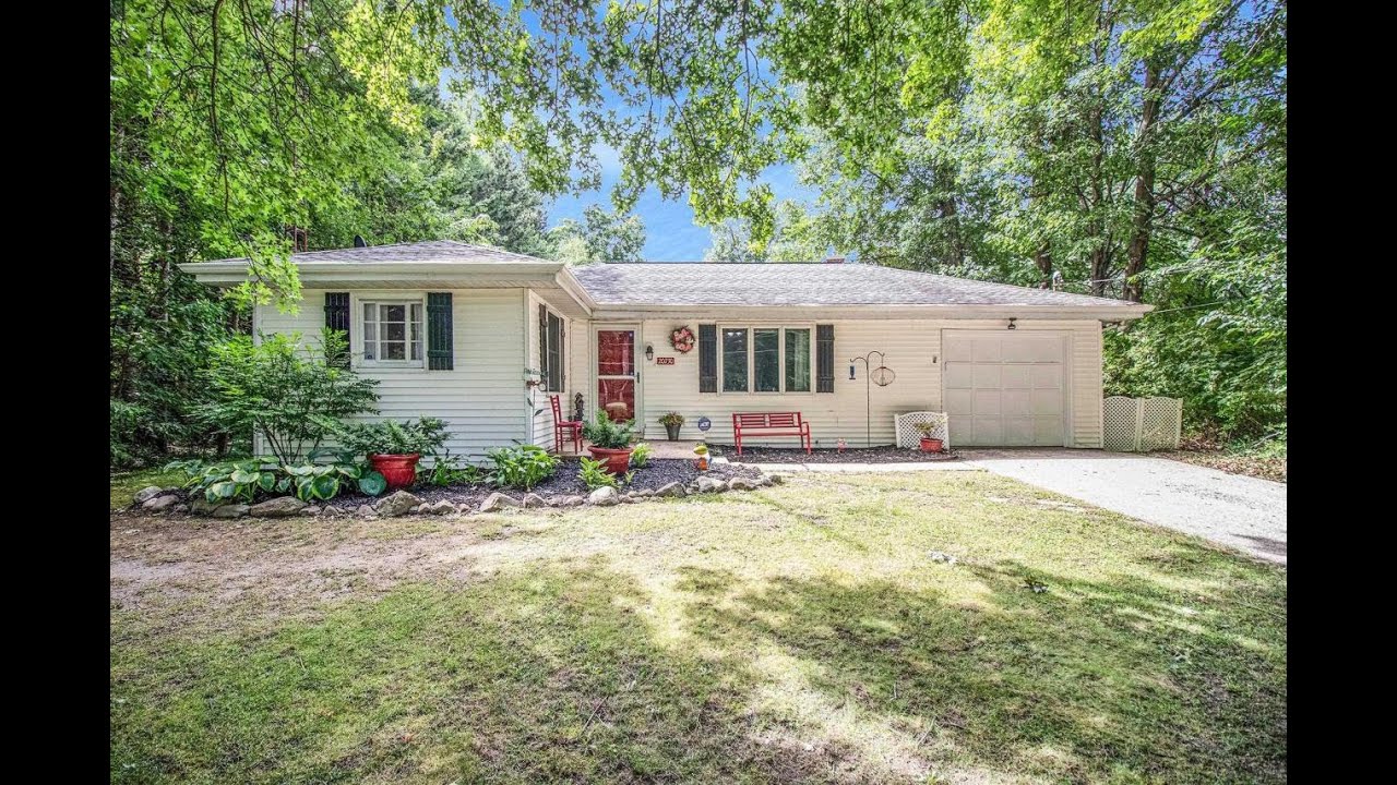 20730 Louise Lane South Bend, IN Homes for Sale