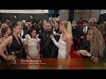 Capture de la vidéo Maria Becerra And J Balvin Red Carpet Interview | 2022 Grammys