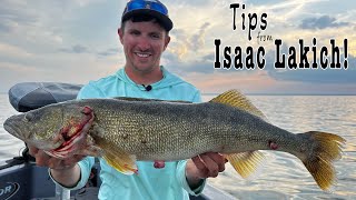 GIANT Green Bay Walleyes Livescoping
