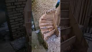 Лестница с препятствиями.