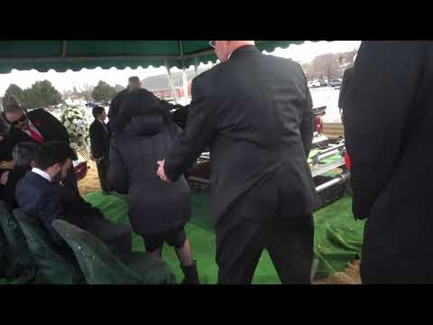 Video: Si Kryhet Funerali I Korrespondencës