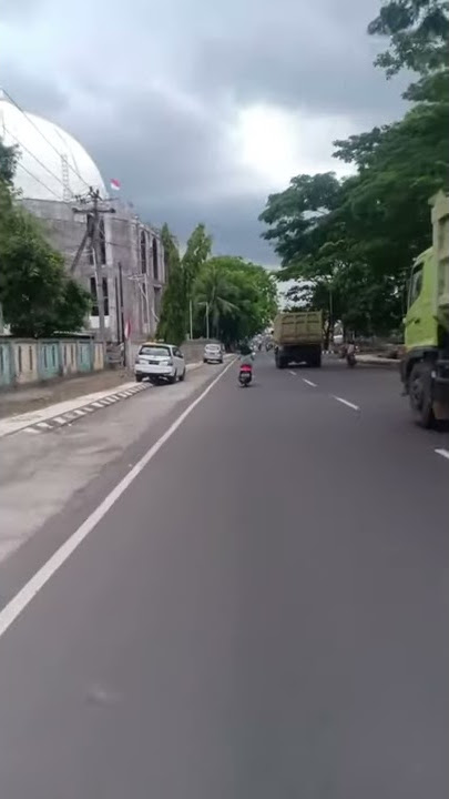 Story wa' Dibatas kota ini