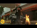 Bandits blew up Jason Statham's BMW, he came back and destroyed them / The Transporter (2002)