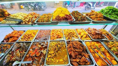 Cận Cảnh Quy Trình Chế Biến Hơn 40 Món Ăn Tại Quán Cơm Vạn Hạnh Quận 10