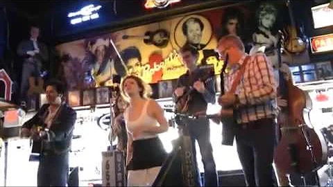 Nicole Cooper W Spaghetti Westerneers@Robe...  Hea...