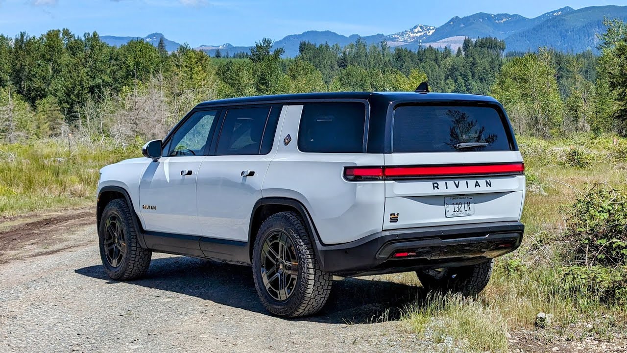 Svu Rivan Check out the updated Rivian R1T and R1S! - YouTube