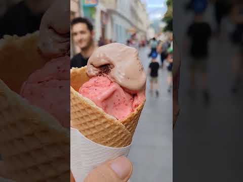 Босния - УЛИЧНАЯ ЕДА / Мороженое Сладолед Ice Cream Street Food #еда