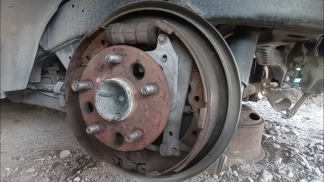 Tutorial Lengkap Cara Ganti Kampas Rem Belakang Toyota Innova