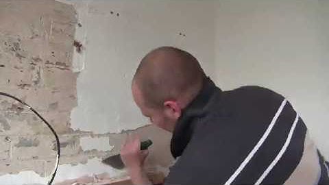 Removing Plaster from Brickwork - Top Tips