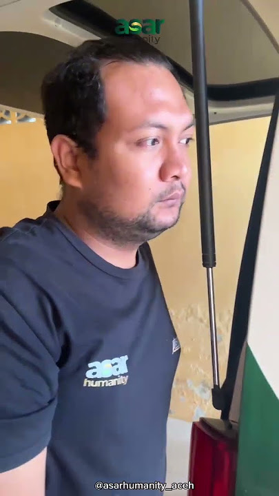 Antar Pasien Menuju Ruang Instalasi Hemodialis RSUZA#ambulance #pasien #asarhumanity