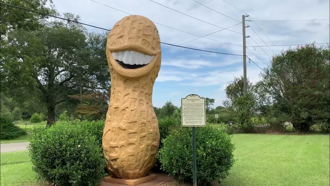 Jimmy Carter Smiling Peanut Statue in Plains, YouTube