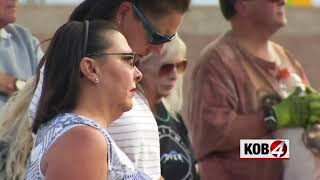 Hundreds gather in Belen to protest governor s restrictions on churches