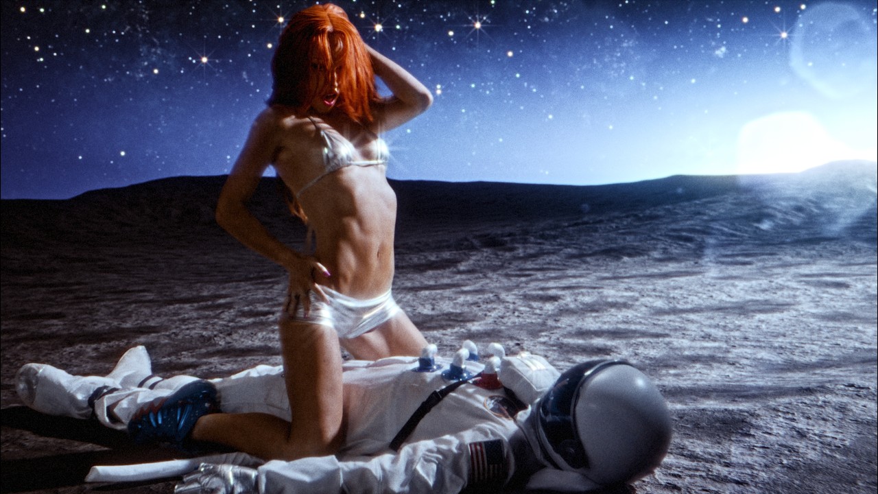 Miss Madeline – Trip To The Moon