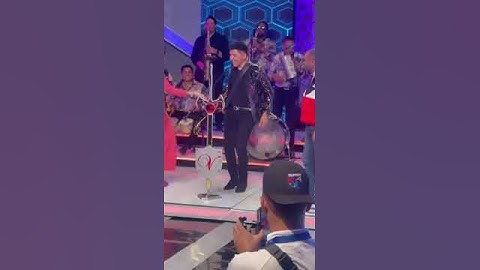 Thumbnail of El varón baila #bachata #musica