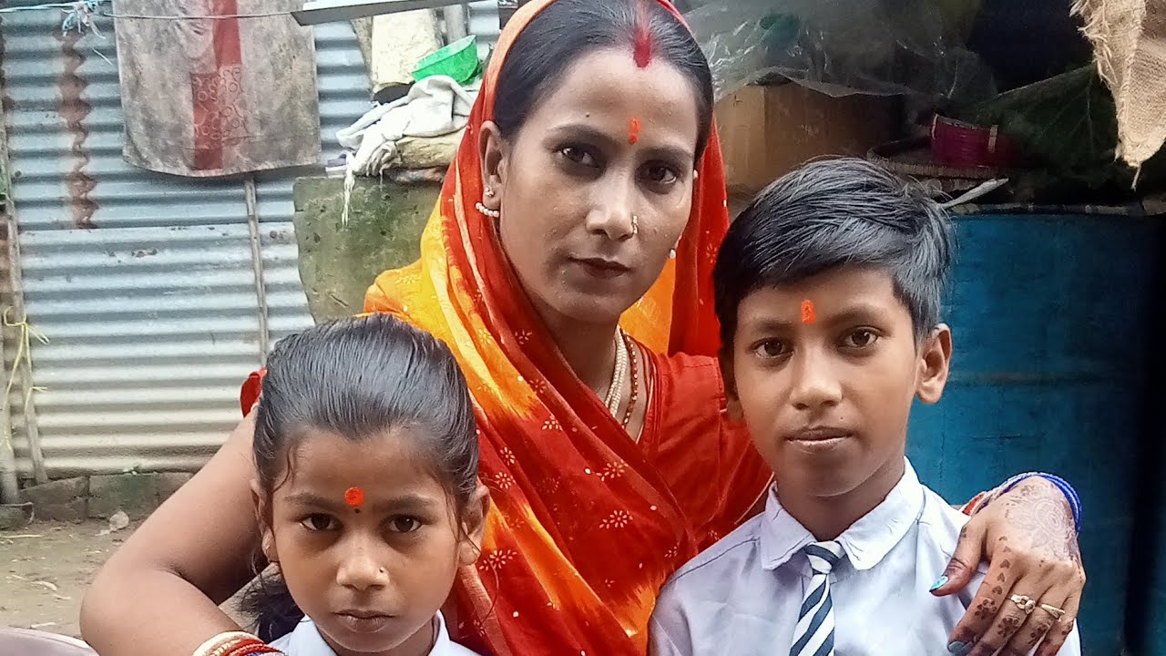 क्या मांगे मंदिर में पत्थर के भगवान से? क्या खुश हो जाए तुम्हारा ध्यान से,,,,🙏🙏🙏