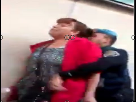 Desarman a mujer agresiva, portaba un cuchillo en el Metro Morelos