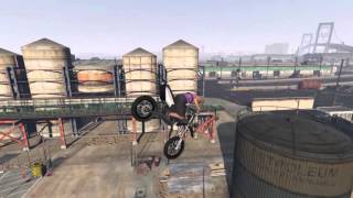 Gta V - Transvestite Crashes 2