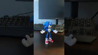 tails plays jenga 2