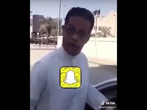 كله كوم واللي كان يصلي جنبي كوم ههههه
