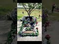 Selena S Gravesite Has Changed Over The Years 