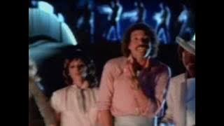 Lionel Richie - You Are The Sun, You Are The Rain (legendas em portugues e ingles)