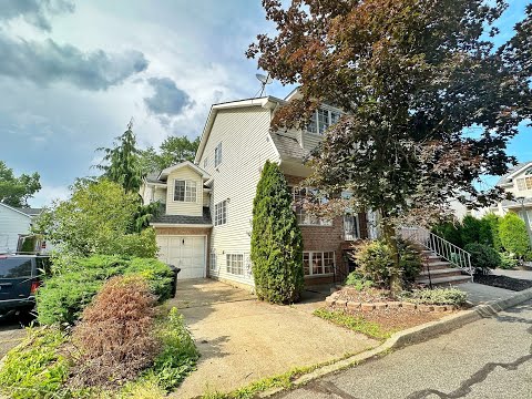 40 Sharrotts Ln, Staten Island, NY home video tour