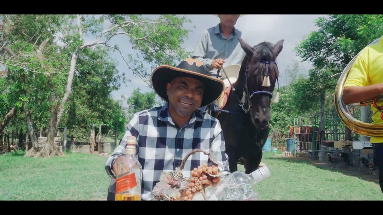 Junior Noyola Y Su Estilo - Corrido De Hugo Vela (Videoclip Oficial)