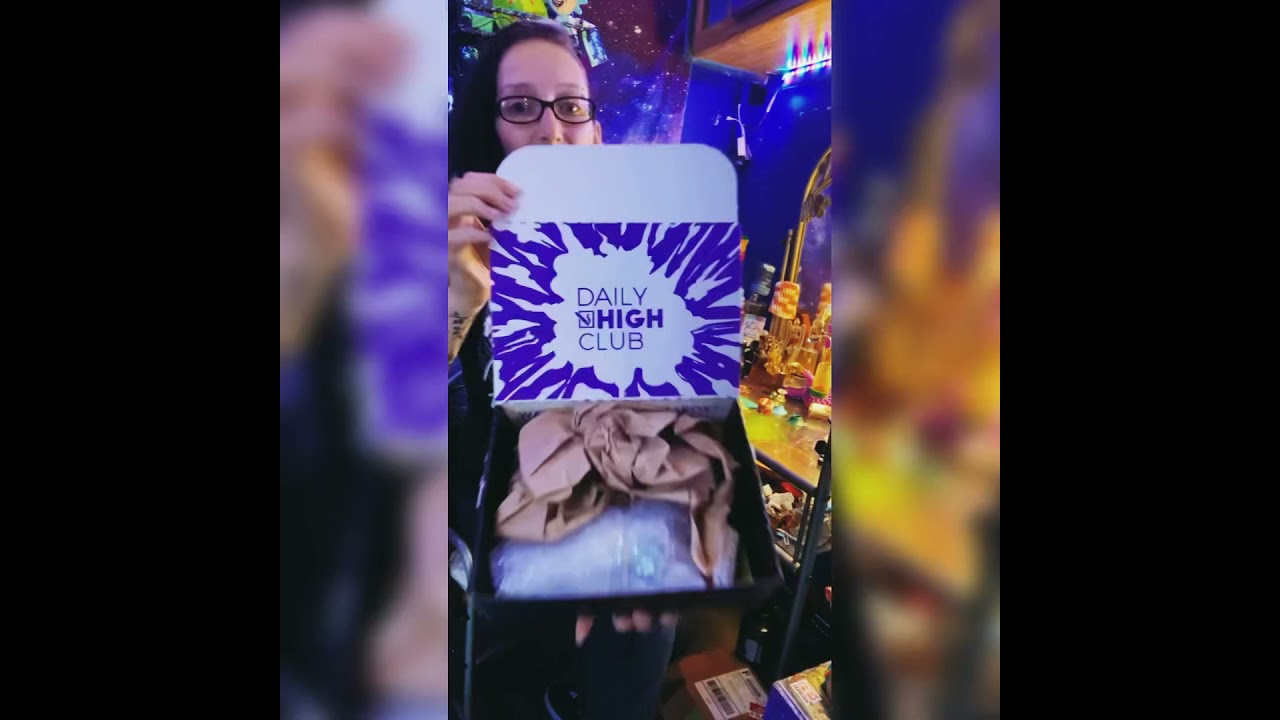 Bella’s Daily High Club Box Opening July 2021