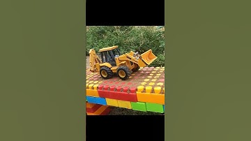 JCB Bruder loading small stones in Scania Truck, John Deere #John Deere #tractor #jcb #shorts