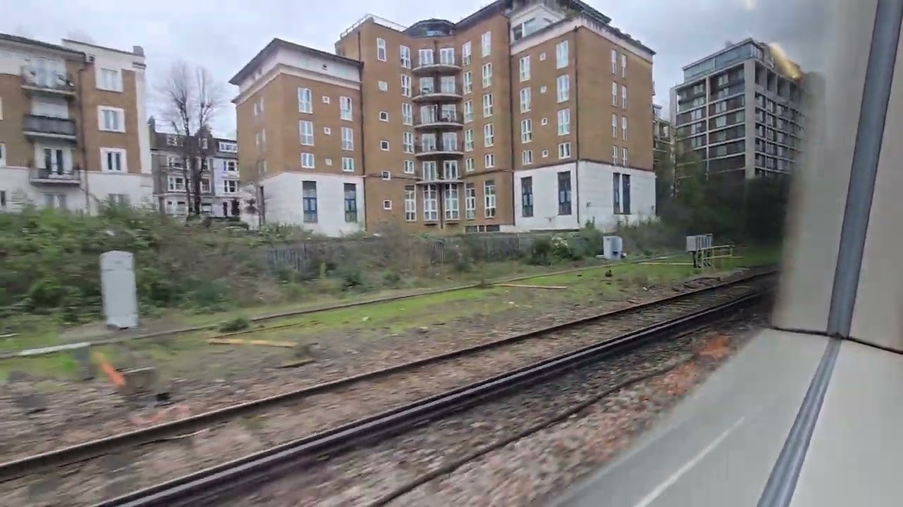 Onboard 378226 West Brompton-Shepherds bush 