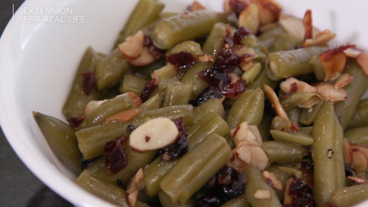 Food Factor: Green Bean, Cranberry, and Nut Salad